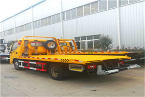 瑶海区附近拖车救援搭电